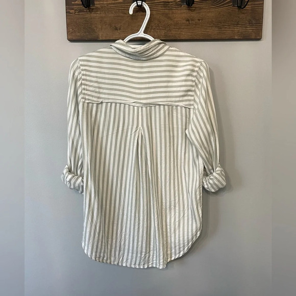 beachlunchlounge Green and White Striped Button Down Shirt - Picture 5 of 8